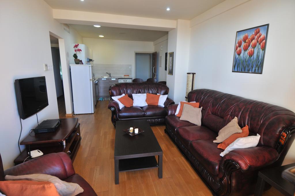 Ithaki Phinikoudes Apartment No. 202 Larnaka Zimmer foto
